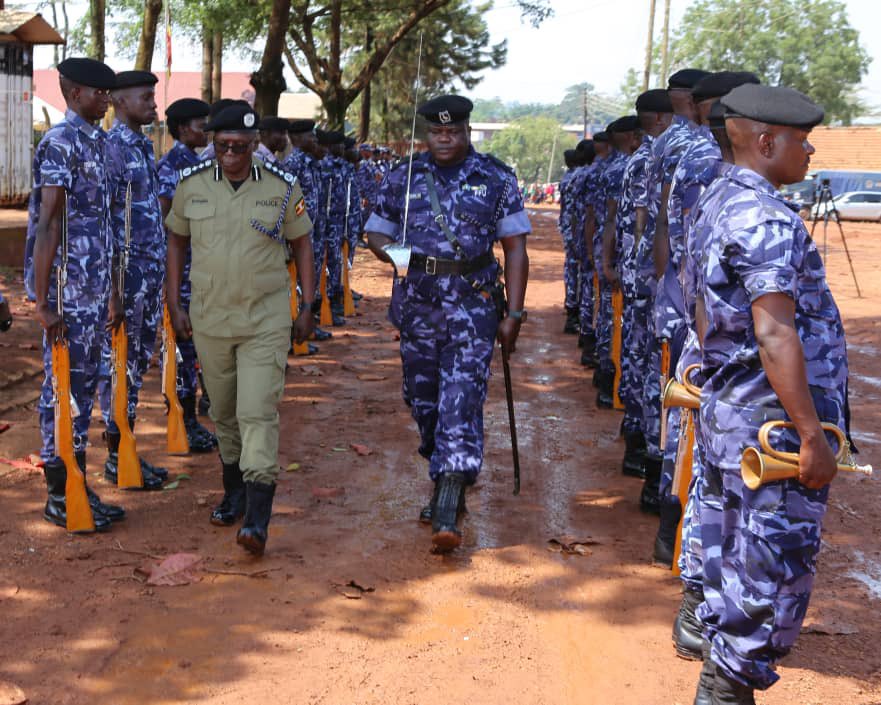 Urban_Ug1's tweet image. Yesterday @igp_ug1 met with the top leadership of the @PoliceUg Field Force Unit, commanded by AIGP John Nuwagira. He stressed that the police force provides a stable environment, which serves as the basis for other government initiatives.

@mkituuma