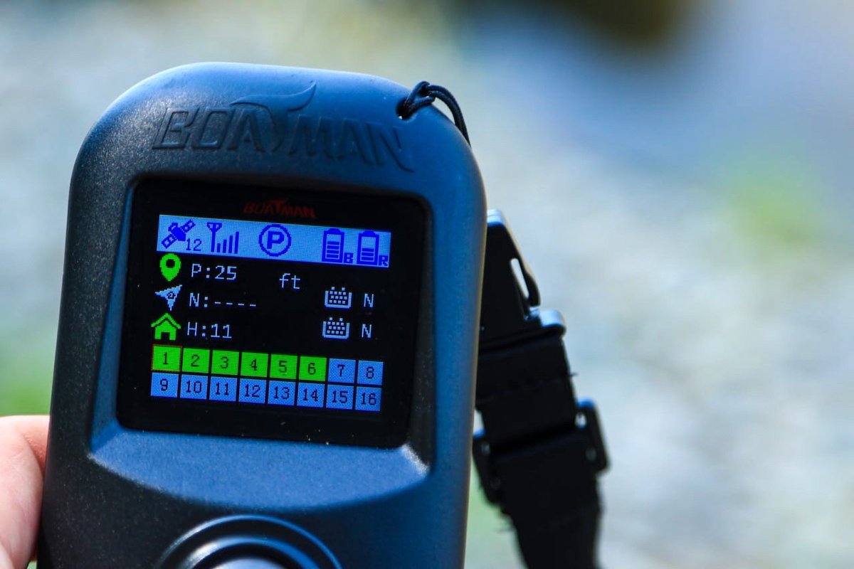 BoatmanBen's tweet image. Actor GPS remote make your fishing trip easier
16 GPS points autopilot navigation
One key return to home point
show the status clearly ( distance, hopper, battery capacity )
Full color large screen
What do you think ? #boatman #baitboat #fish #fishing