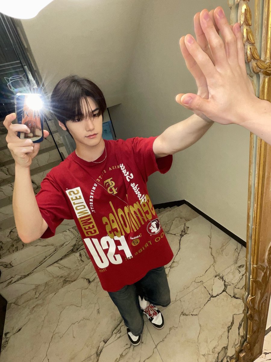 외모 췤!!!!!
#외모췤 #배인 #BAIN
#더크루원 #TheCrewOne