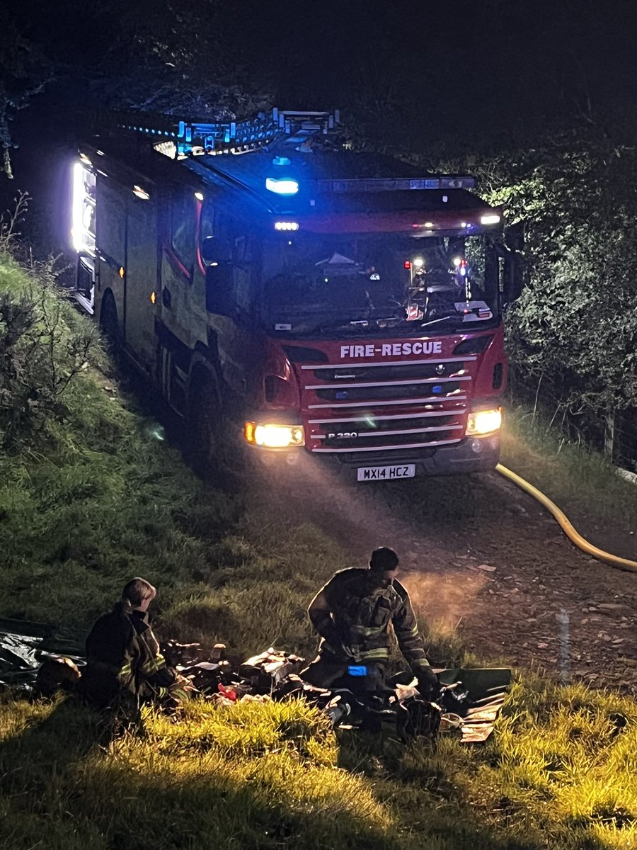 James Bainbridge (@sfrs_jbainbr) on Twitter photo Steaming BA wearers from <a href="/shropsfire/">Shropshire Fire and Rescue Service</a> servicing their breathing apparatus sets after a late night incident.
Could YOU be part of the team? More info here:
shropshirefire.gov.uk/on-call Steaming BA wearers from <a href="/shropsfire/">Shropshire Fire and Rescue Service</a> servicing their breathing apparatus sets after a late night incident.
Could YOU be part of the team? More info here:
shropshirefire.gov.uk/on-call