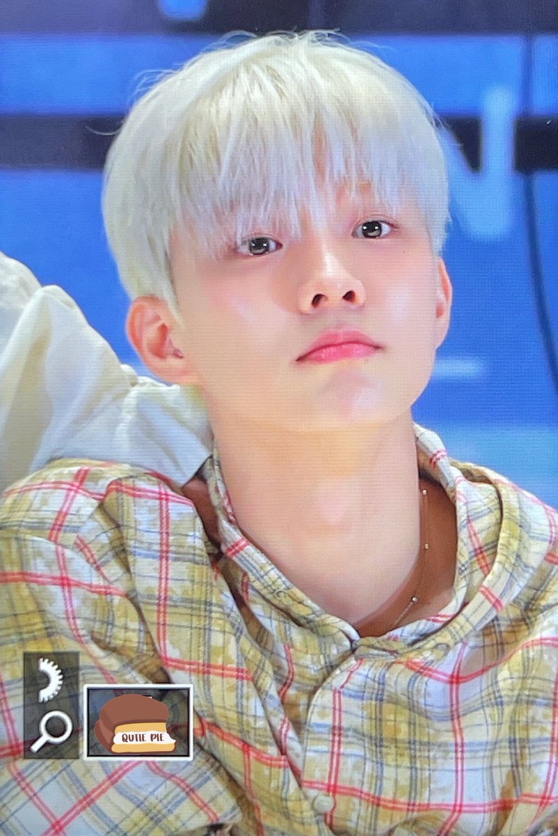 QutiePie_1105's tweet photo. 240830 🍑복숭아
#THEBOYZ #더보이즈 #Q #큐 #지창민 https://t.co/J8xFifw1qZ