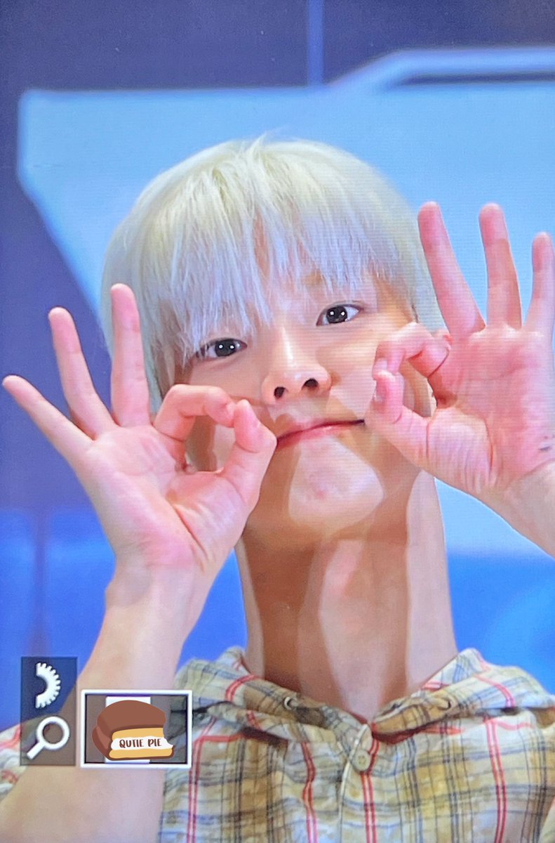 240830 🍑복숭아
#THEBOYZ #더보이즈 #Q #큐 #지창민