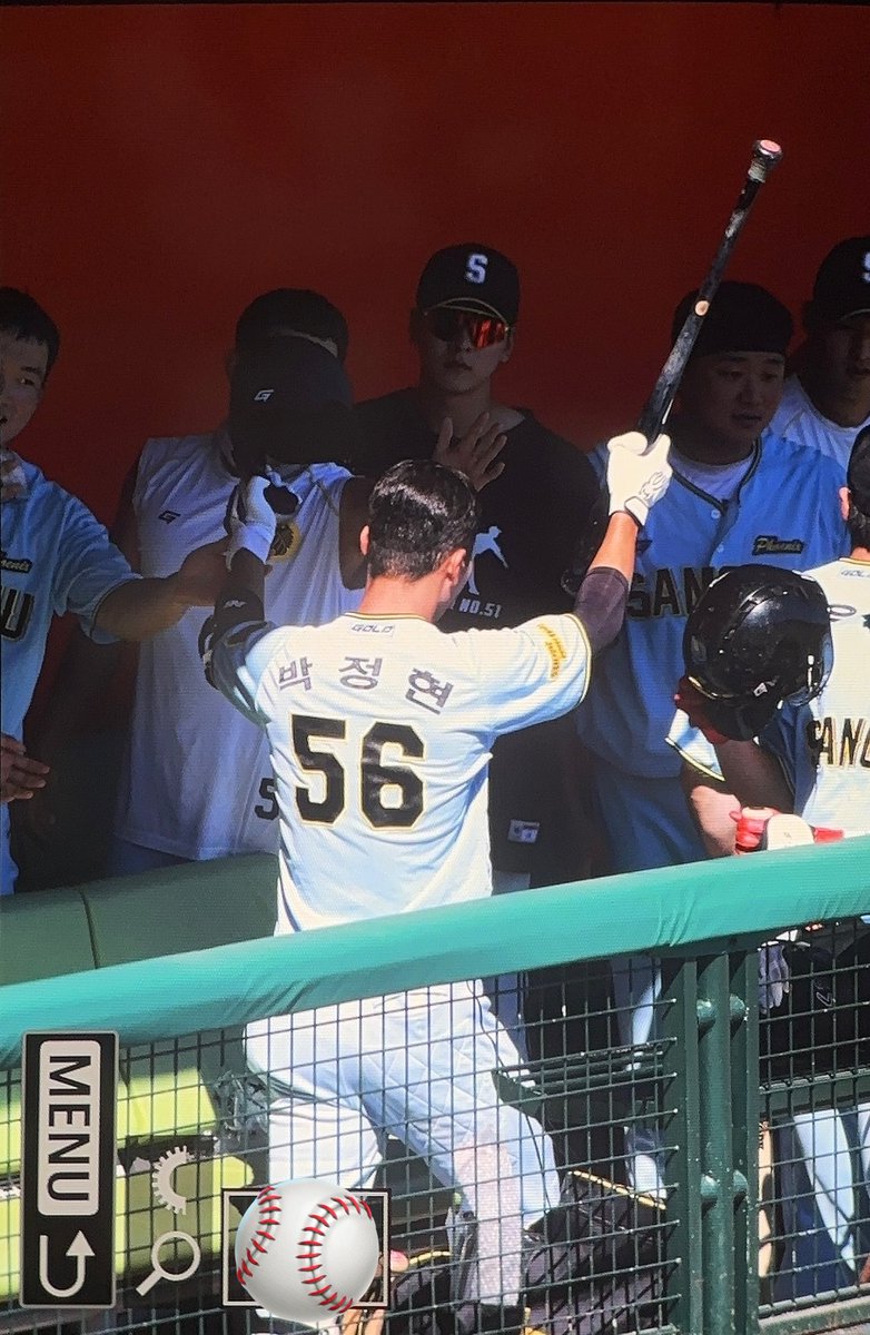 10호 홈런✌🏻

240830 vs 한화이글스
#상무피닉스 #박정현