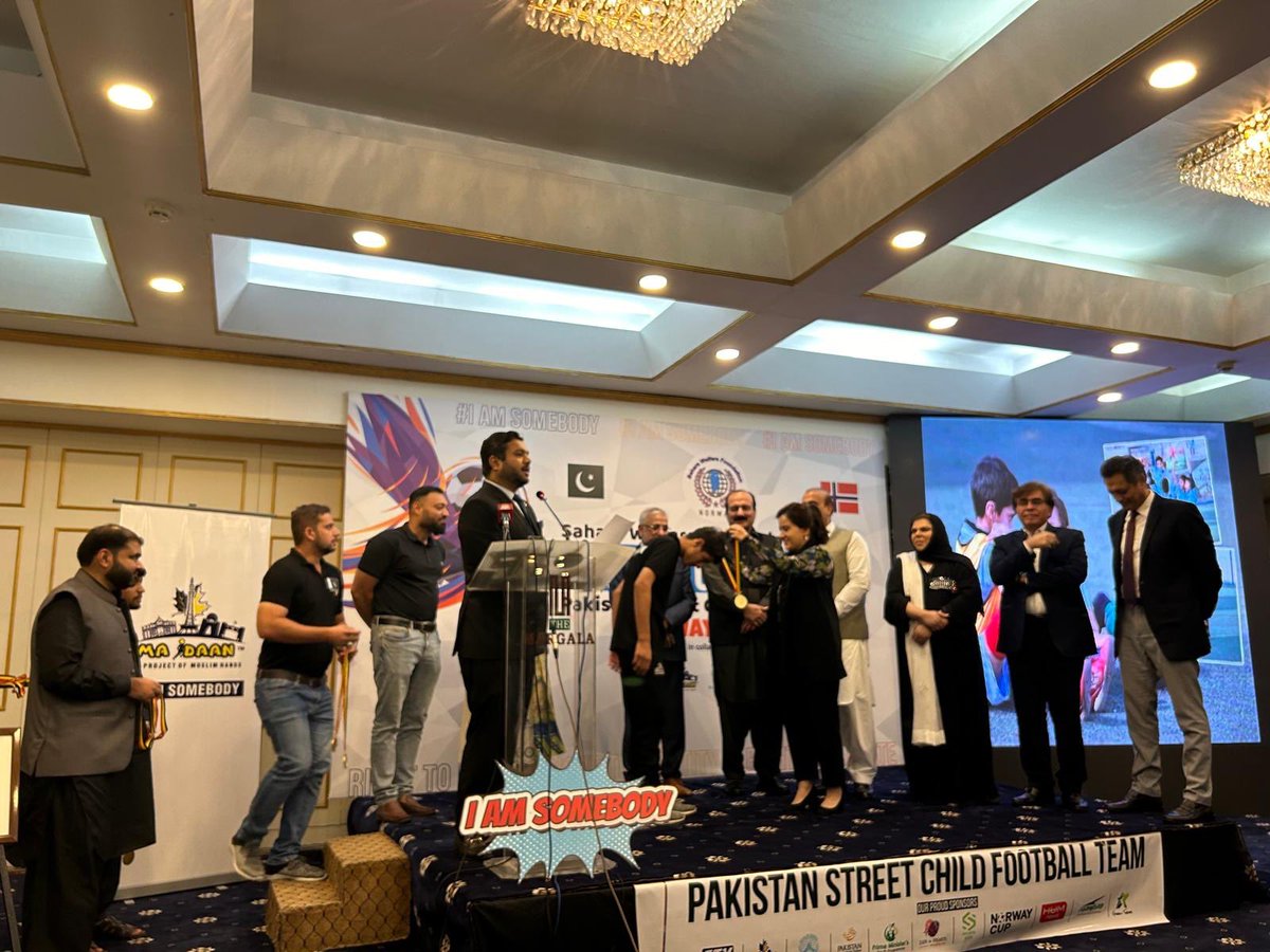 NorwayinPak's tweet photo. Congratulations to football team of Pakistan for achievements at #NorwayCup2024. Well played! Pleasure to attend the award ceremony 🏅 @Maidaanpk01 https://t.co/tOXahm2xqu