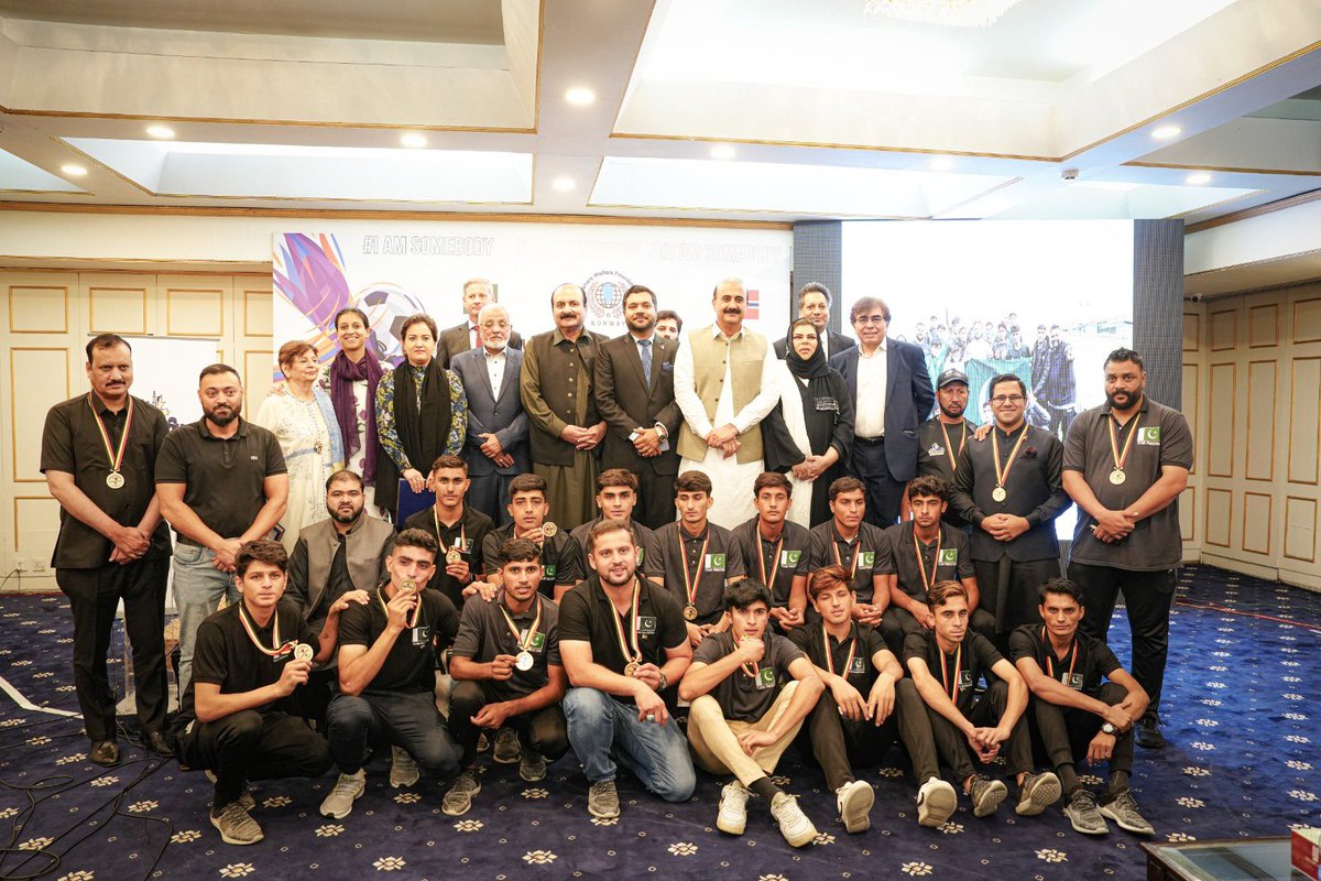 NorwayinPak's tweet photo. Congratulations to football team of Pakistan for achievements at #NorwayCup2024. Well played! Pleasure to attend the award ceremony 🏅 @Maidaanpk01 https://t.co/tOXahm2xqu