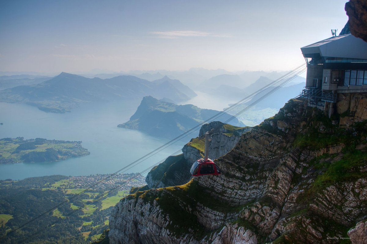 juiz_nidwalden's tweet photo. Die "Goldene Rundfahrt" zum Pilatus - Ein Ausflug mit ⛴🚋🚠🚡🚍 Freie Fahrt mit dem Tell-Pass. Auf Fräkmüntegg befindet sich der grösste Seilpark der Zentralschweiz und die längste Sommer-Rodelbahn der Schweiz. ☀️
👉 https://t.co/jiOkZJKfgW
#tellpass #Pilatus #Switzerland https://t.co/o2TYbJ2I0j