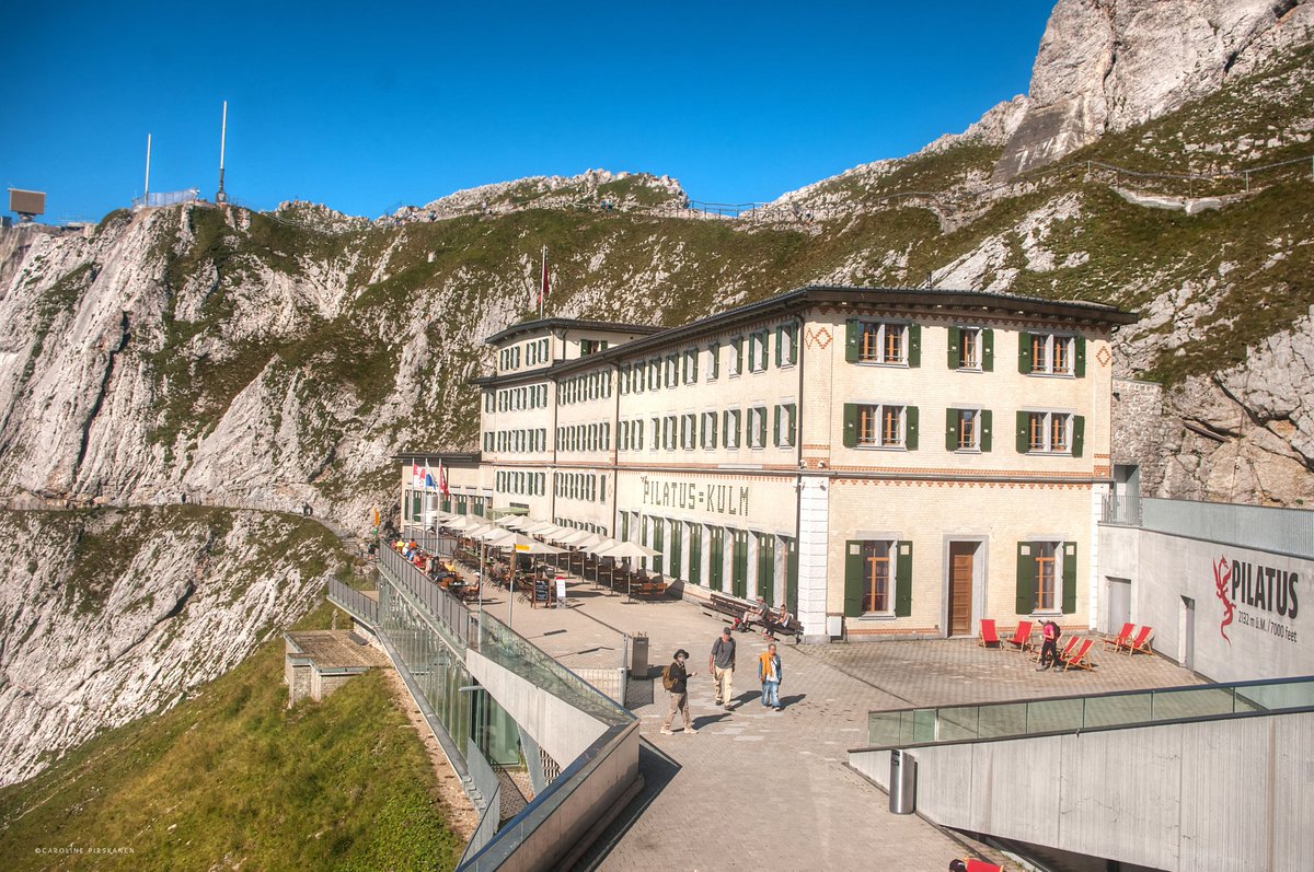 juiz_nidwalden's tweet photo. Die "Goldene Rundfahrt" zum Pilatus - Ein Ausflug mit ⛴🚋🚠🚡🚍 Freie Fahrt mit dem Tell-Pass. Auf Fräkmüntegg befindet sich der grösste Seilpark der Zentralschweiz und die längste Sommer-Rodelbahn der Schweiz. ☀️
👉 https://t.co/jiOkZJKfgW
#tellpass #Pilatus #Switzerland https://t.co/o2TYbJ2I0j