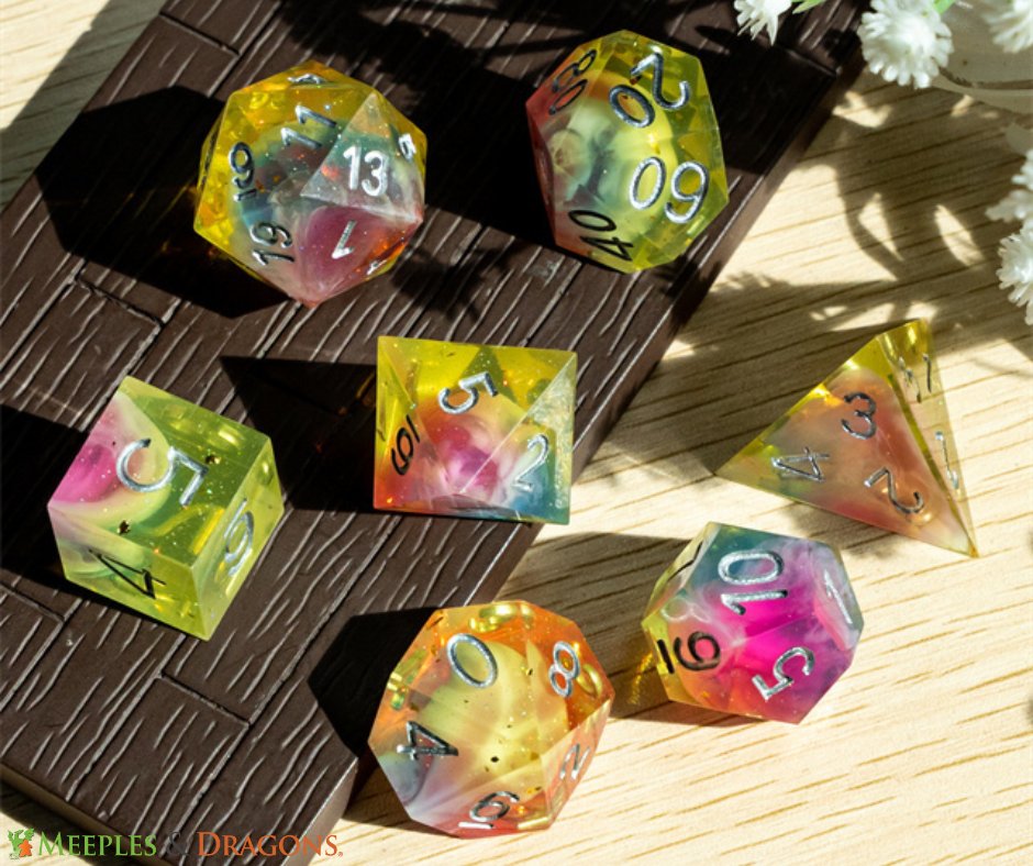 Meeples_Dragons's tweet photo. It is said that this gem once adorned the top of a diamond-tipped wand that belong to Titania, the Summer Queen of the Feywild.
https://t.co/FqER93F5ZZ
#dice #sharpedgedice #ttrpg #dnd https://t.co/mkkZtQZe50