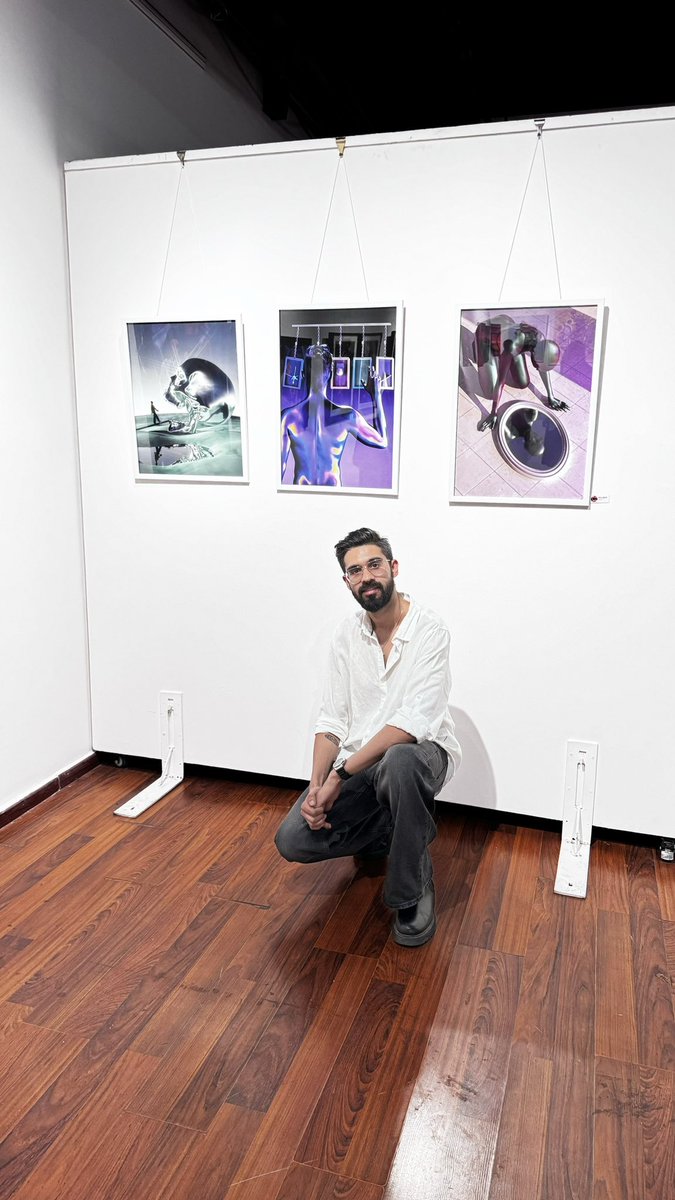 droveumad's tweet photo. Day 1 at The House of Rising Sun Art Exhibit at The Stainless Gallery, New Delhi https://t.co/C4k7XAKk2I