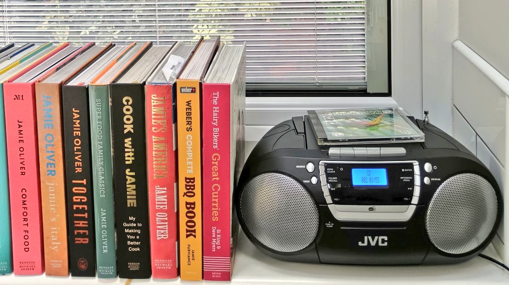 Polewka123's tweet photo. First Tape Player (and DAB+, CD and Bluetooth) I've bought in a while. 

Impressed with the sound quality too. Road tested with Front 242. 

Kitchen is now Cassette and CD enabled....again.

#FutureRetro https://t.co/w94Z02YMPE