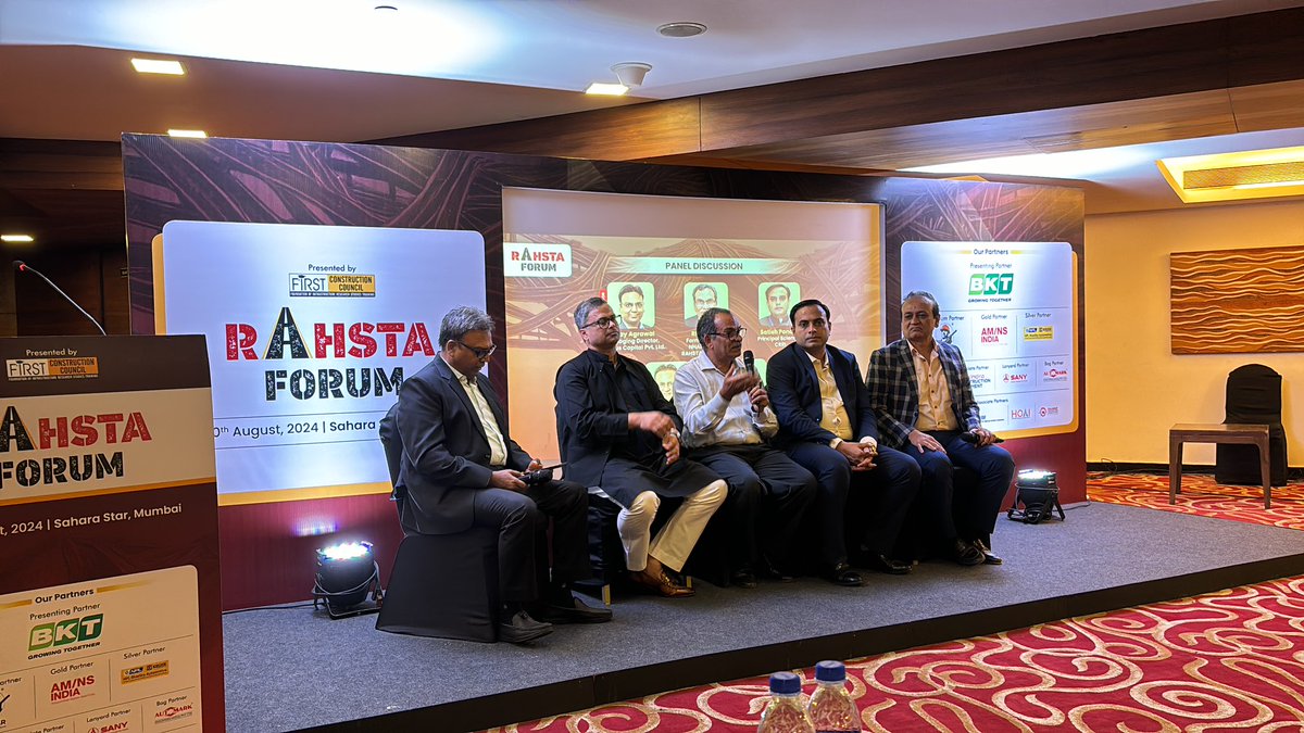 PratapPadode's tweet photo. #RAHSTA Forum in Mumbai today paving the way for #RAHSTAexpo scheduled on Oct 9-10 at Jio World Convention Centre organised by @FCCIndia & @CWmagazine https://t.co/YXb16gX6KN