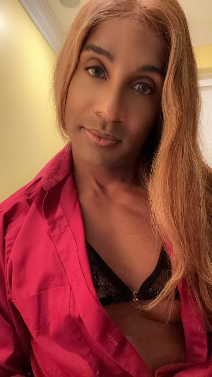 niecyfranciase's tweet photo. I have no plans this weekend. Anyone local…got any suggestions? #trans #femboy #lauderdale #boward #miami https://t.co/KvkQk1scfF