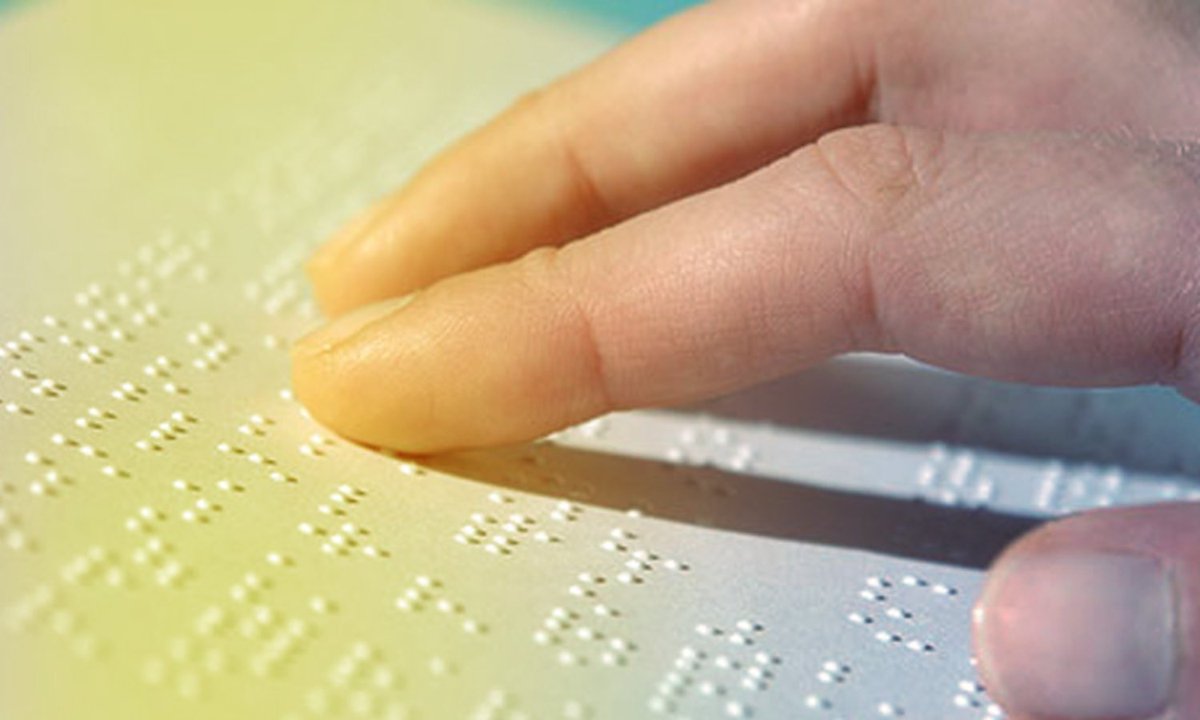 LiveLawIndia's tweet photo. #SupremeCourt hears a PIL seeking directives to ensure that visually impaired persons are provided with Braille identification for all medicinal products intended for human use
#BrailleSystem #SupremeCourt https://t.co/bcKBWHWVnw