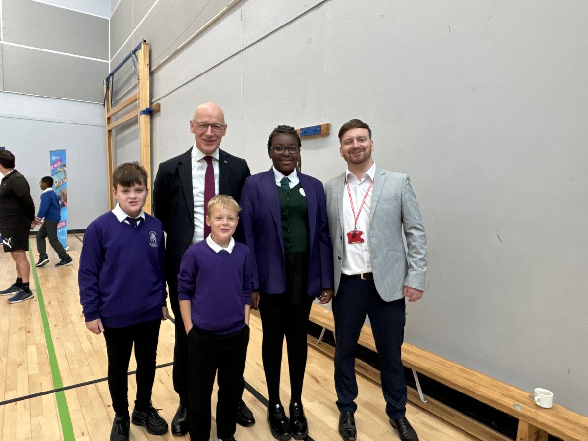 stjosephsedin's tweet photo. Mr Crowley and Filip P4, Olly P6/7 &amp; Sabelle P7 met @ScotGovFM John Swinney to celebrate 20 years of @ActiveSchoolsED &amp; @sportscotland Gold Awards of schools in our learning community. @staugustineshs https://t.co/zUpCE3kAKN