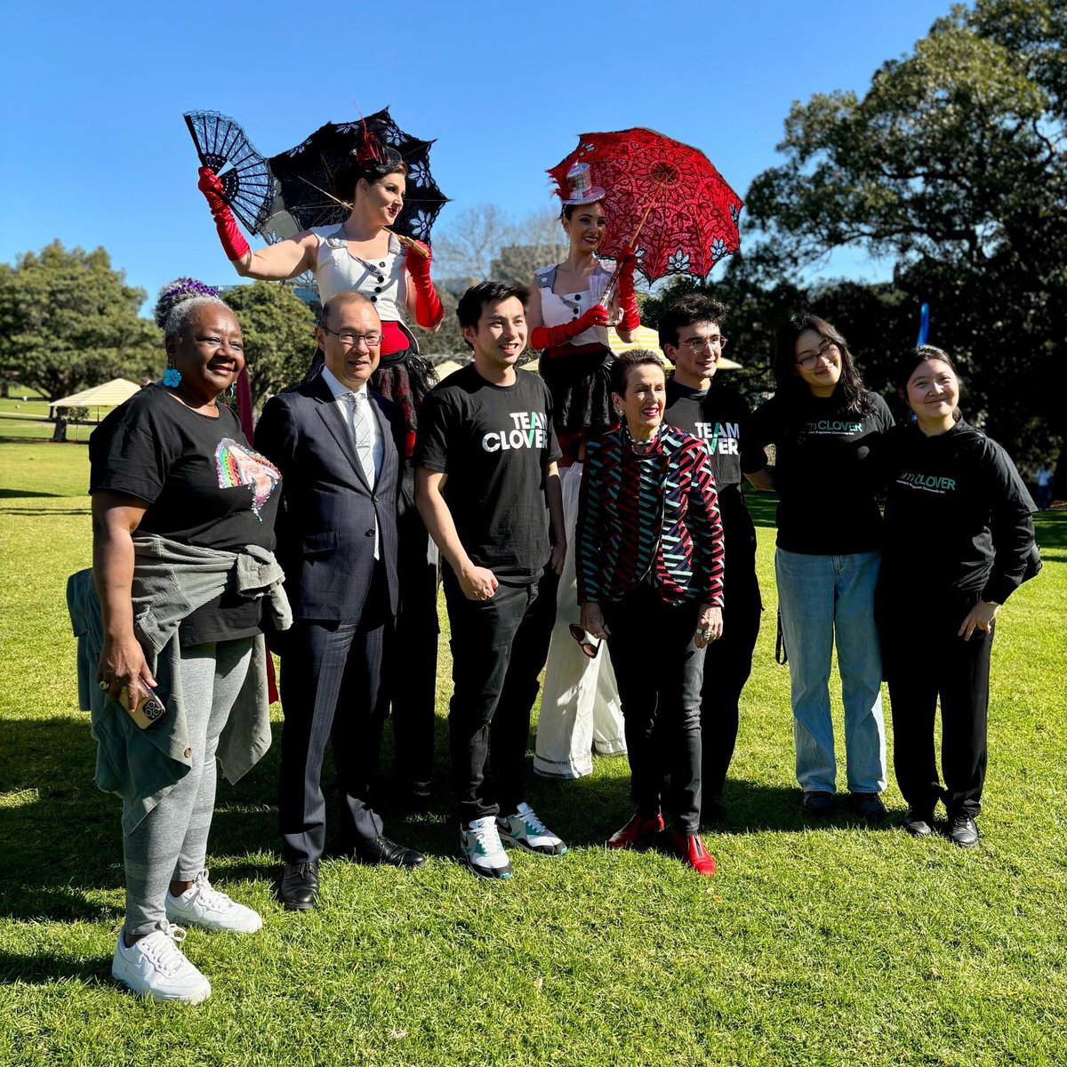 HYWilliamChan's tweet photo. #ForParksandGreenSpaces: Great to meet local residents from #Darlington, #Camperdown, #ForestLodge and #Glebe at the City’s recent community event at Victoria Park.
On 14 September, #Vote1 #TeamClover to keep Sydney progressive, independent and community-led. https://t.co/xT12WFzeuz