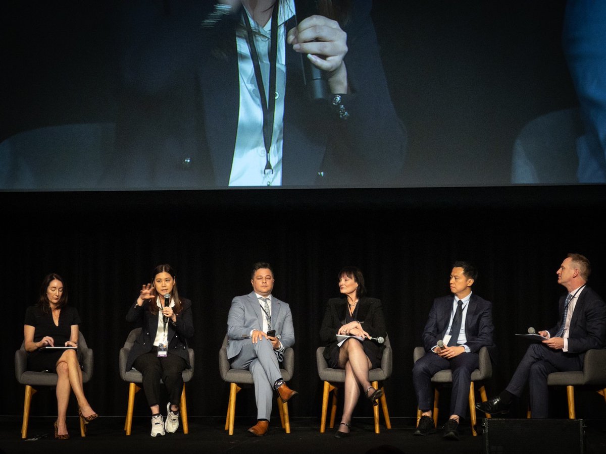 RTECANBERRA's tweet photo. The Embassy joins Australia - ASEAN Business Forum with leading Thai businesses in digital economy @mimee  @TechsauceGlobal  @amitysolutions_  and who shared their vision in promoting startups and AI technology cooperation. ( 29 Aug 24). https://t.co/XKi0gb6ob1