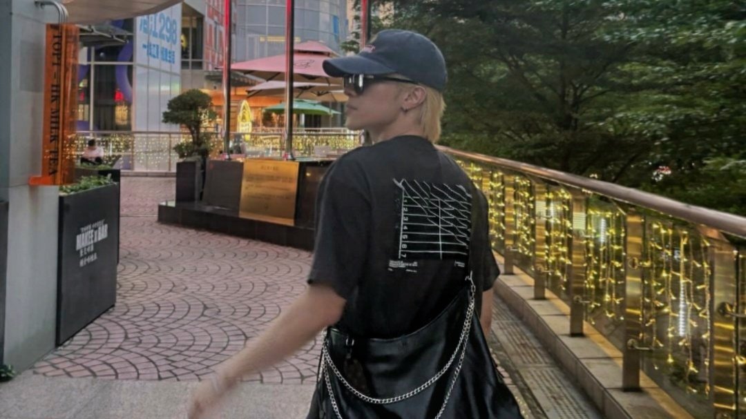 scncrcus's tweet photo. oza boyfriend material • https://t.co/yEs8t58u1o