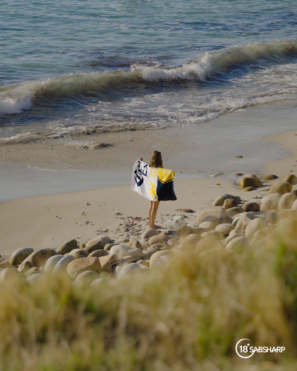 bossemischke's tweet photo. Sunkissed days and ocean waves—summer isn't just a season, it's a state of mind. 🌊 #ThisIsLiving #Ad https://t.co/OjQAu2qmhI