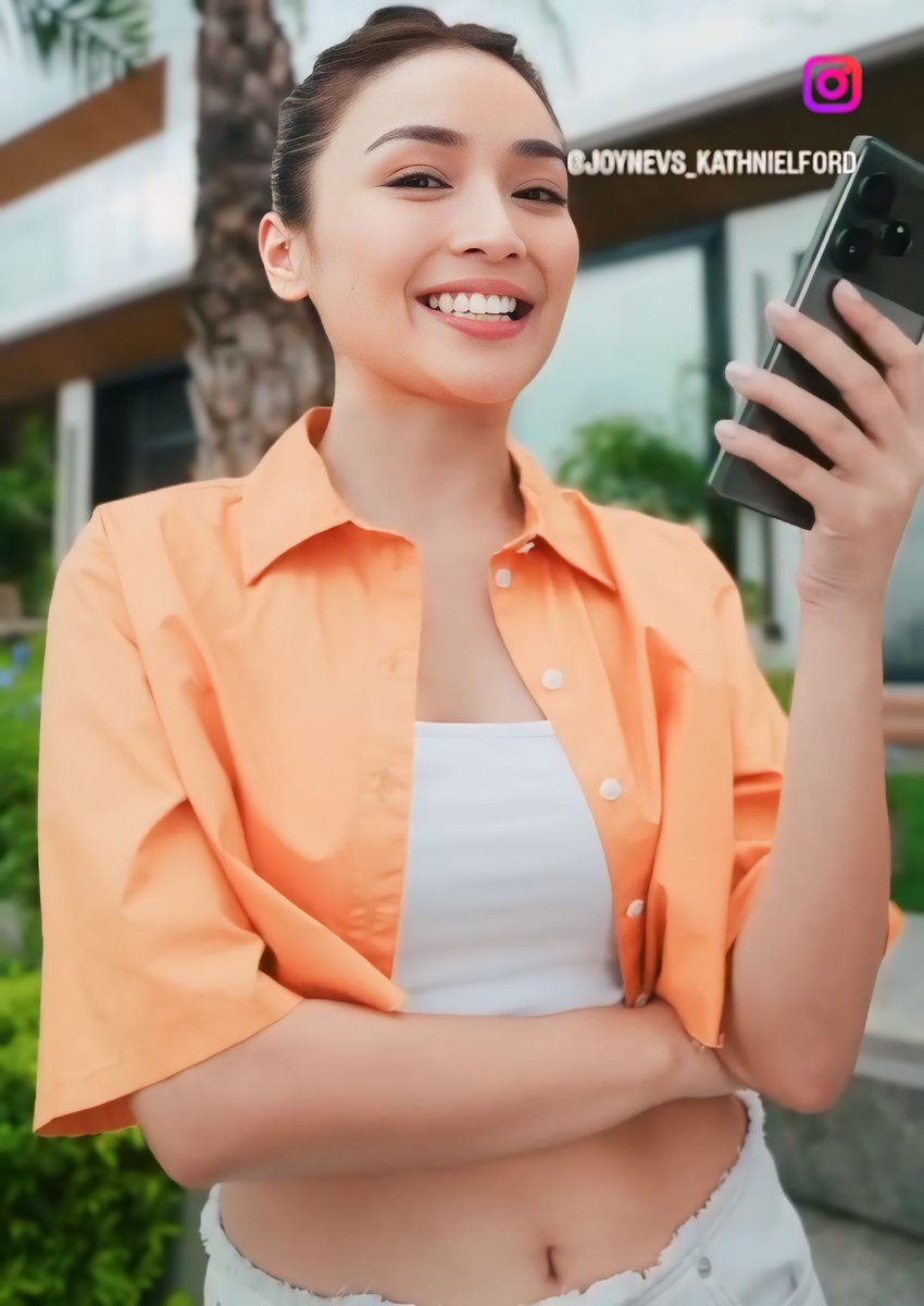LouRegietVillar's tweet photo. Kathryn Bernardo for
@tntph
ESim๐. Like Kung Ganito ba Naman Ka Sexy at Ganda ang Endorser mapapabili ka tlga ng Wala sa oras (2)๐โค๏ธ๐งก๐ป๐ต๐ญ๐ฉ๐ธ๐ฅ๐ฅต๐ฑ#KathrynBernardo #KathrynxTNT #KathrynBernardoForTNTEsim #TNTPh https://t.co/uyxKsfGwRw