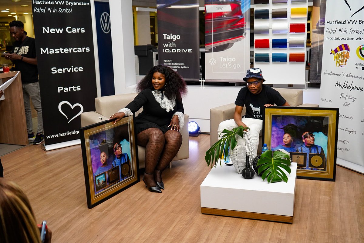 MUSIC: 

Master KG and Nkosazana Daughter make history

'Makhelwane' the album by Master KG (under the moniker Wanitwa Mos) &amp; Nkosazana Daughter, has  achieved over 30 million certified streams in South Africa — going Gold even before its official release. 

As of now, the album