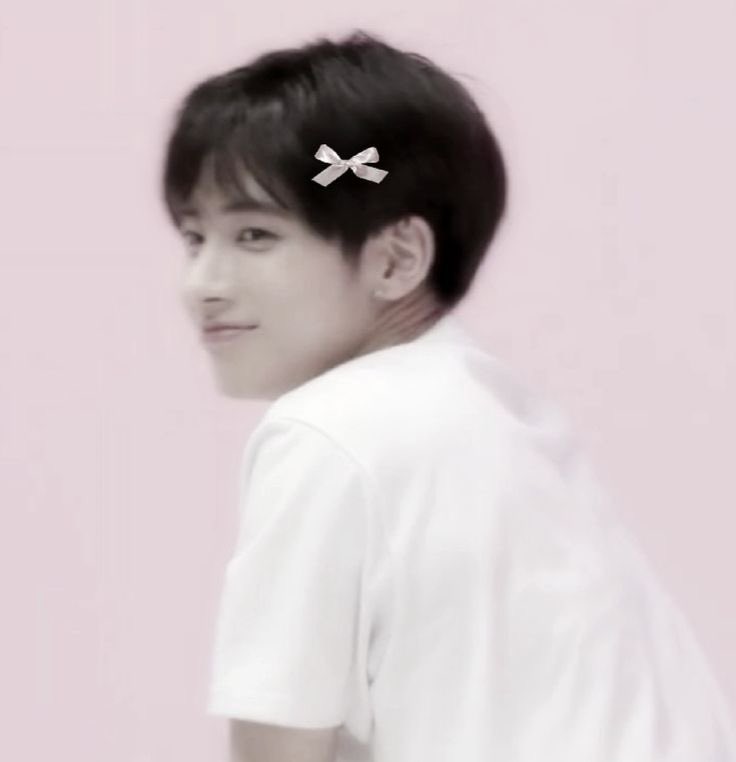 lil__zzn's tweet photo. ꒰ @ttaeoy ꒱
私の大好きなテヒョンのお姫様へ🎀 https://t.co/yHolASF5qz