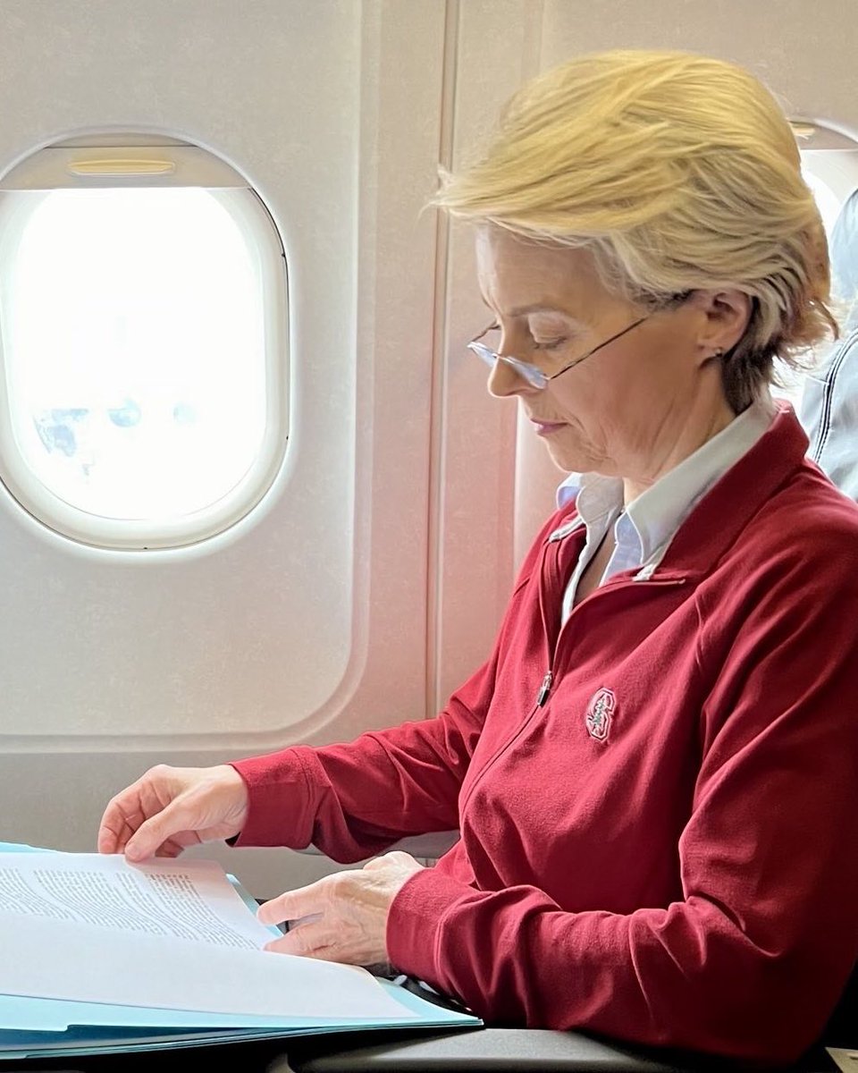 vonderleyen's tweet photo. On my way to the @GLOBSEC conference in Prague.

Central Europe is at the heart of Europe, geographically.

It is also central to the future of the EU, strategically and politically.

So it’s the right place to discuss the security challenges and choices that Europe faces. https://t.co/14DiDAjGh8