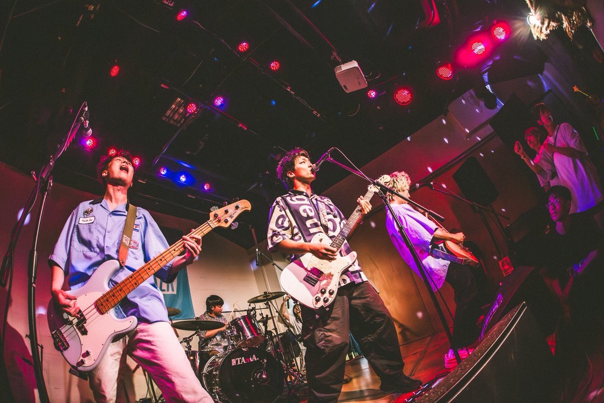 TRUST_RECORDS's tweet photo. 【📸速報LIVE PHOTO📸】

TRUST RECORDS presents.
PUNK IN SUMMER 2024

Live &amp; Lounge Vio

粗大バンド (@thickbigband )

📸1.2枚目@naoto_iwabuchi_ 
     3.4枚目@takemaru0316 https://t.co/8fKzRPY4Dk