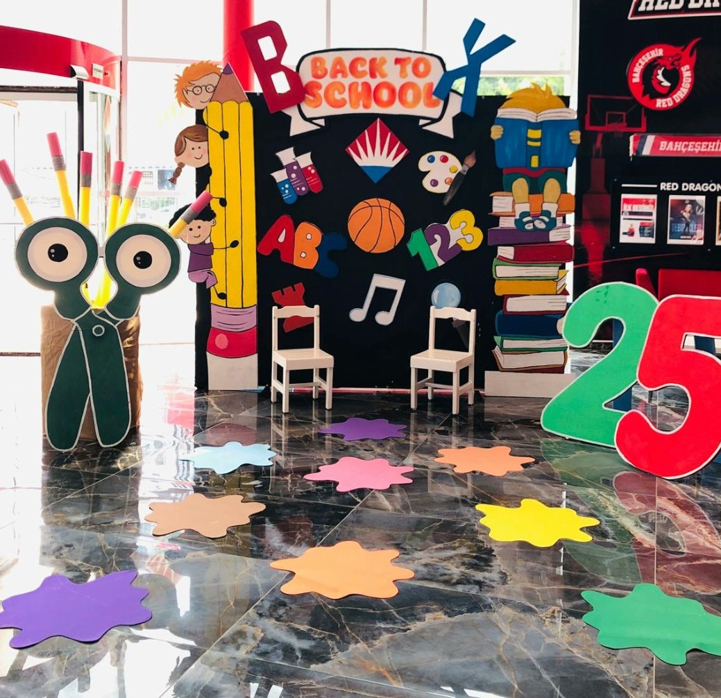 ayten_dingil's tweet photo. @BhcIsk  Herkese Rengarenk, başarı dolu bir dönem diliyoruz.👯🎊🎨🌼 https://t.co/uDRjkIaT0B