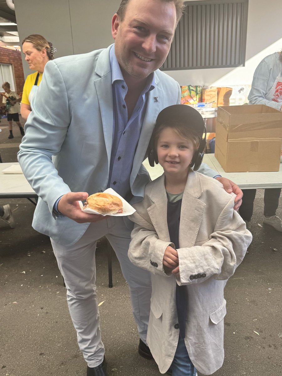 Stefan Meyer 🇺🇦🇨🇦🇦🇺🇨🇭 tweet media