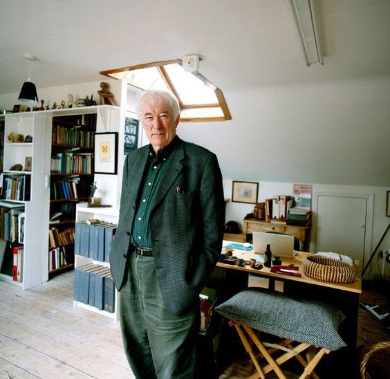 IanCallaway352's tweet image. Homage to #SeamusHeaney - a #Postscript if you will - who sadly left us eleven years ago today. A great poet. And a bloody good egg to boot.