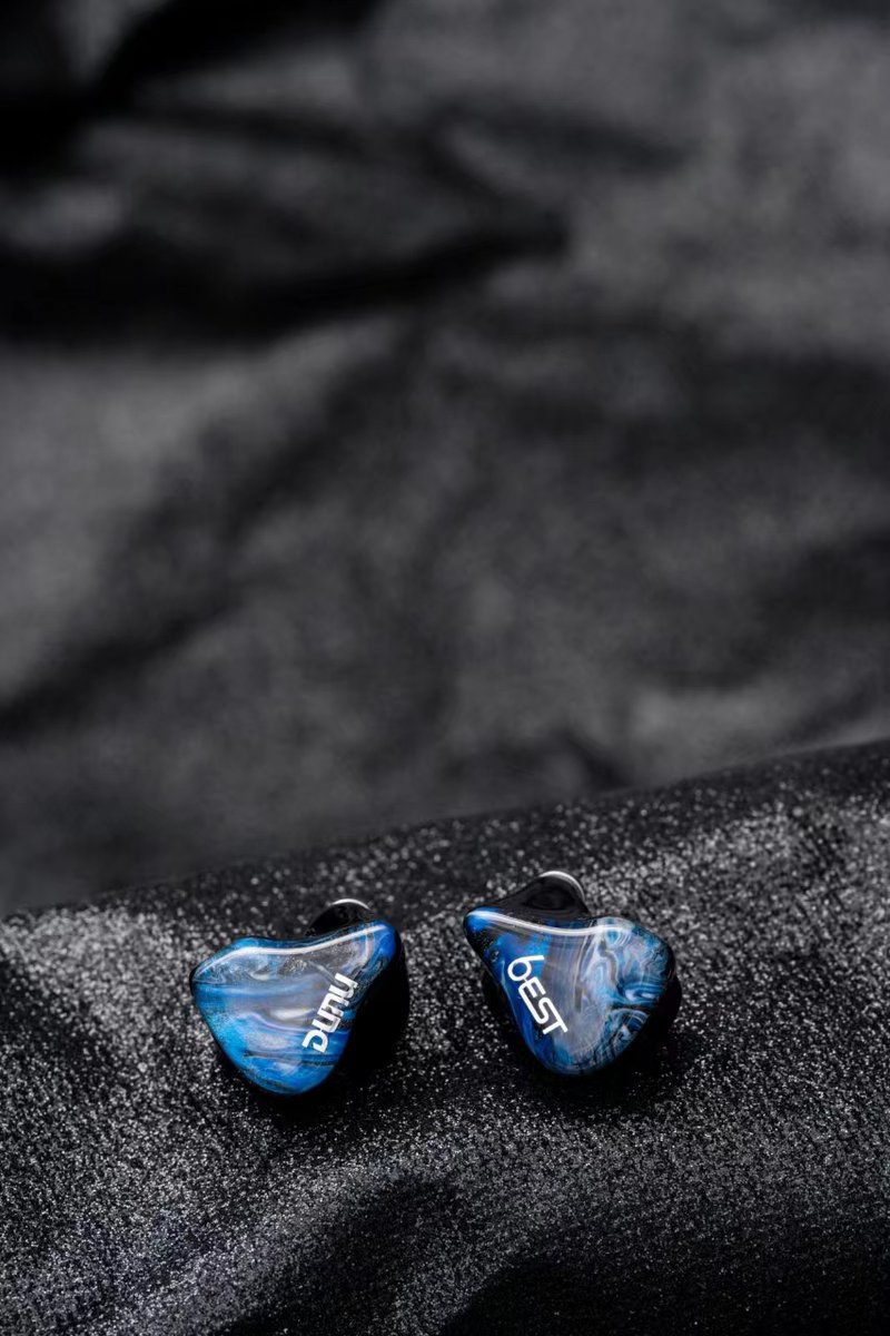MagicsAudio's tweet photo. 新製品予告!🤩【DUNU SA6 EST】

このパネルの模様は海のようで、とてもきれいです!🌊
それぞれのパネルがユニークになるのではないでしょうか?🥰
#Iems #audiophile #hifi #DUNU #ComingSoon https://t.co/rfzCgxrkqA