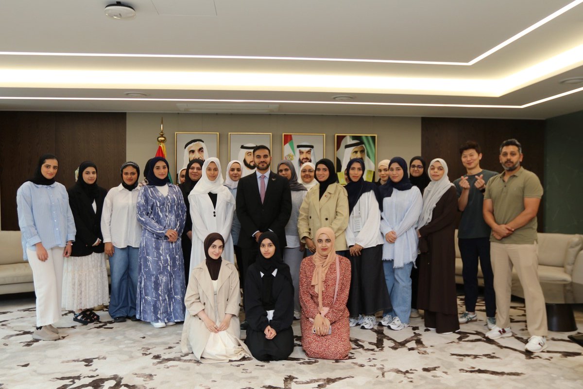 cec_uaeu's tweet photo. نظم مركز التعليم المستمر بجامعة الإمارات رحلة تعليمية ثقافية لتعلم أساسيات اللغة الكورية في جامعة بوسان للدراسات الأجنبية بكوريا الجنوبية خلال الفترة 21/7/2024-5
@UAEU_NEWS
#مركز_التعليم_المستمر #جامعة_الإمارات #رحلة_تعليمية https://t.co/wkeGRgvjmZ