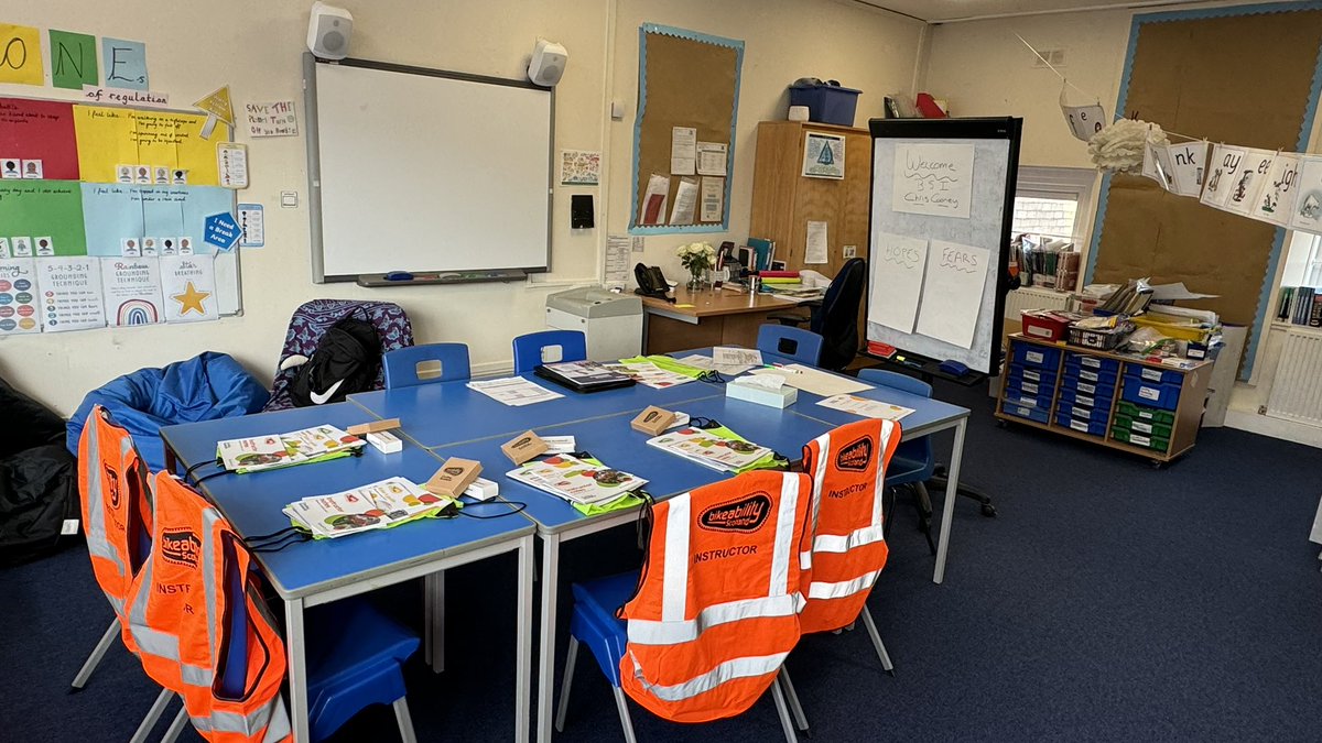 Ready for the delivery of a BSI course today @DuddingstonPS
<a href="/CyclingScotland/">Cycling Scotland</a>