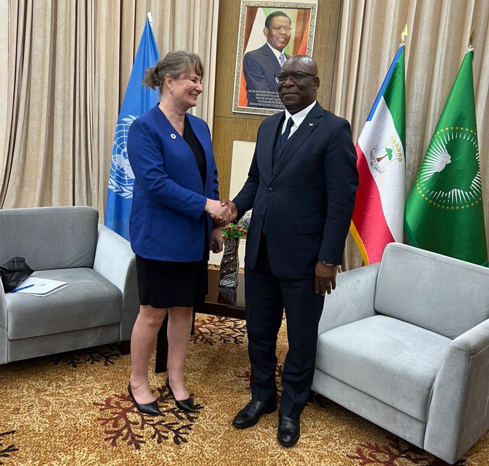 AngueSimeon's tweet photo. Un placer haber trabajado con #AnnaPont, tras su misión de Coordinara del Sistema de las @ONU_es 🇺🇳 quien deja un país que le admira y aprecia. Nuestro Gobierno y pueblo valora enormemente su trabajo, en condiciones dificiles. En vez de un adiós, le decimos hasta luego. https://t.co/UE3UmFTADh