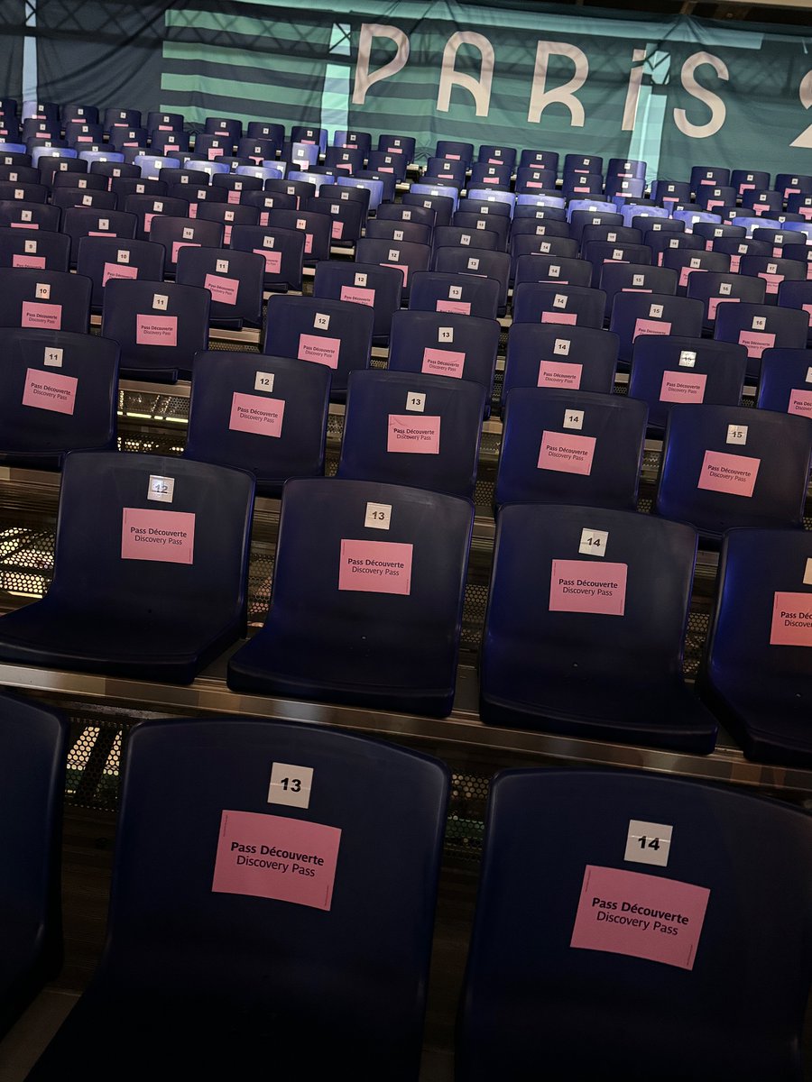 Le LuCaS tweet media