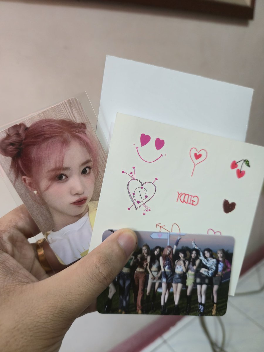 _znarf_'s tweet photo. This cutie Xiaoting arrived today. Thank you @tokkitsch and for the freebies too! https://t.co/gz4vIUaOwM