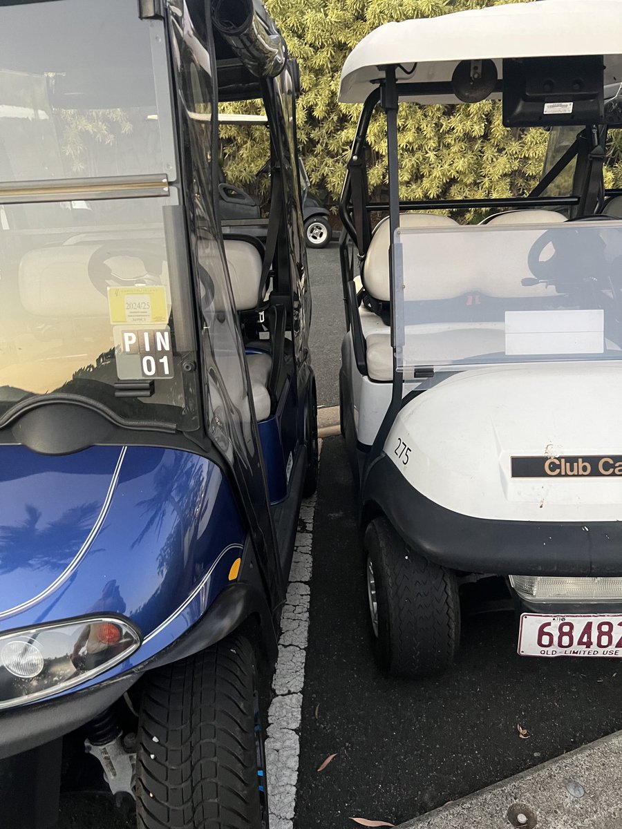 tomhagan88's tweet image. Is there anything worse than some prick who hugs the line #1stWorldProblems