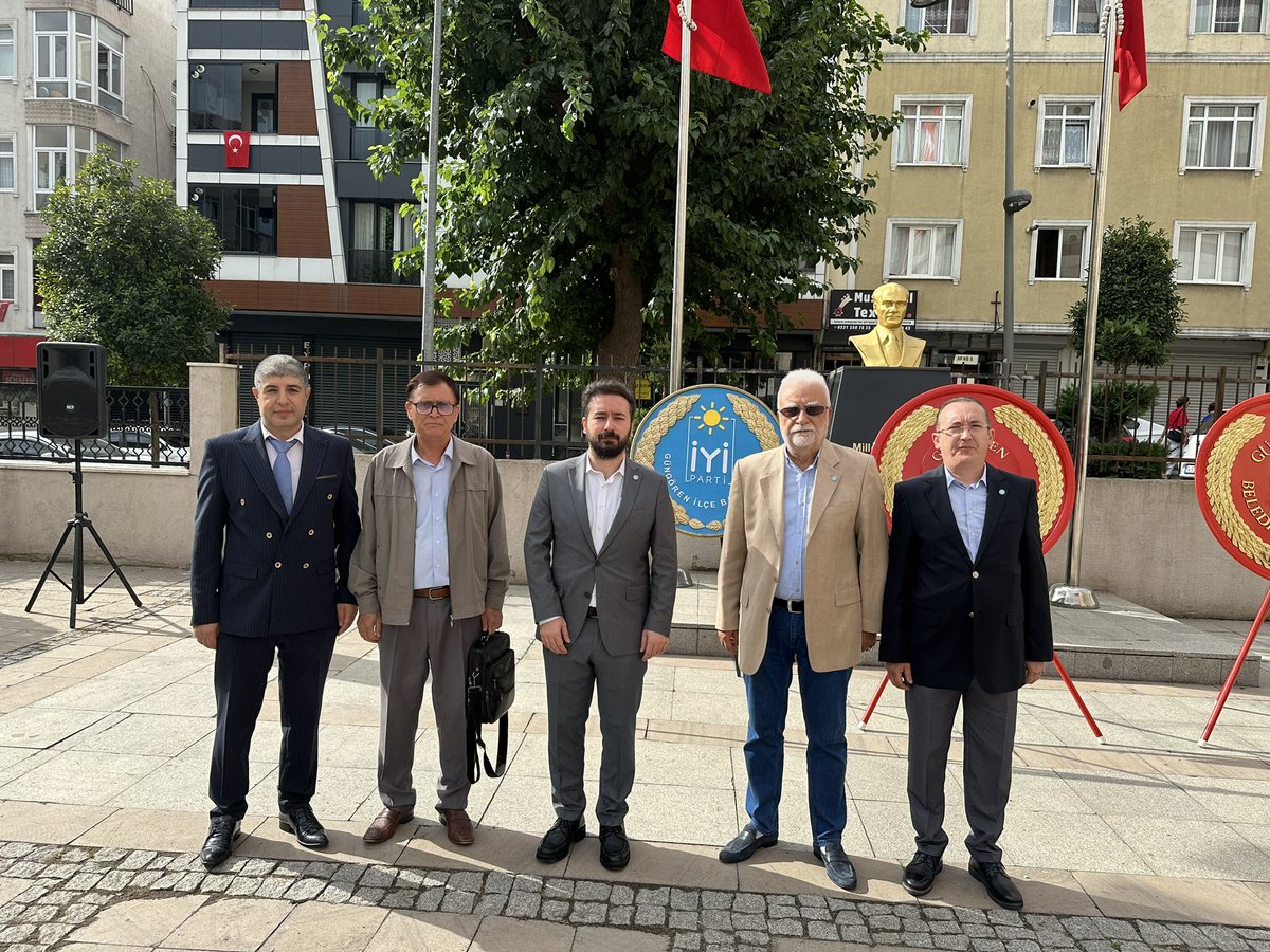 İlçemizde düzenlenen 30 Ağustos Zafer Bayramı'nın 102. Yıldönümü Kutlama programına katılım sağladık. Başta Başkomutan Mustafa Kemal Atatürk olmak üzere, ebediyete intikal etmiş tüm şehitlerimizi saygıyla anıyoruz.
