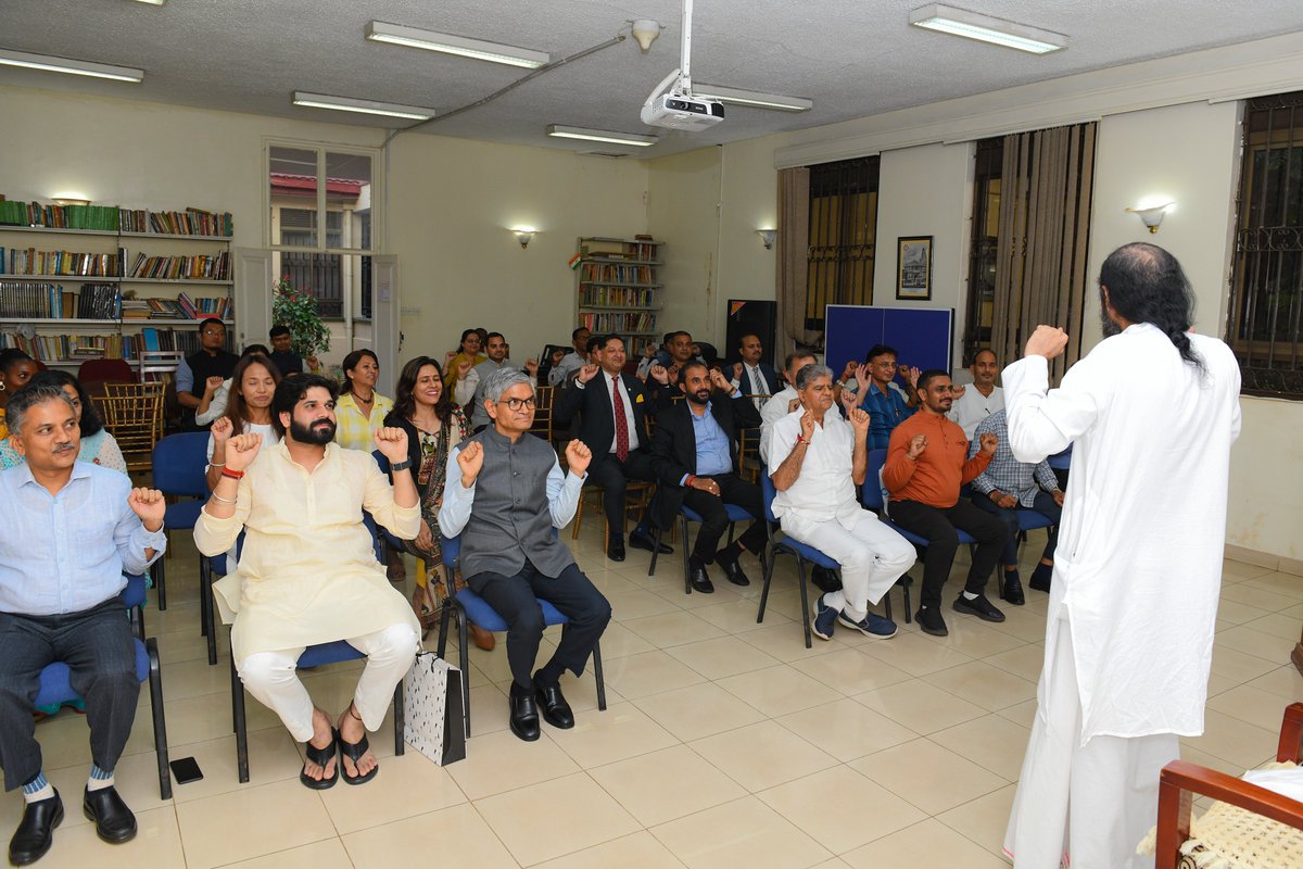 India in Uganda tweet media