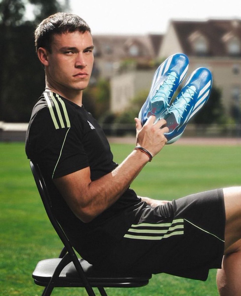 centredevils. tweet media