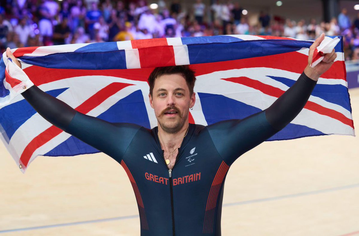 ParalympicsGB's tweet image. The 99th cycling medal in ParalympicsGB history... Btw.
#ParalympicsGB #Paris2024
