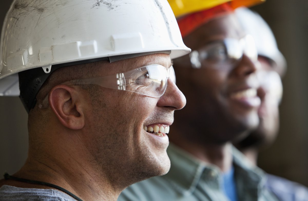 Happy Labour Day! Today, we celebrate every team member's hard work, dedication and contributions. Your commitment fuels our success, and together, we build a future of innovation and excellence. We're grateful for the commitment you bring to every work. #FWS #KPIC #CCL
