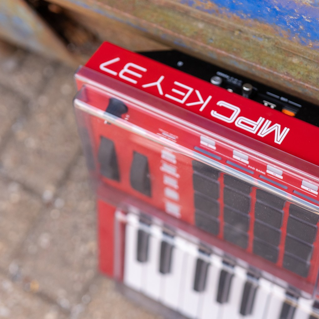 Decksaver's tweet photo. We know a lot of you have been asking for this one.
Here is a sneak peek at the AKAI MPC Key 37 Decksaver cover.
It's releasing in a few weeks. Sign up for the newsletter for the date.
#AKAI #AKAIMPCKey37 #MPCKey37 #MPC #MPCKey #MIDIController #Producer #Ableton https://t.co/kWge0rEtkr