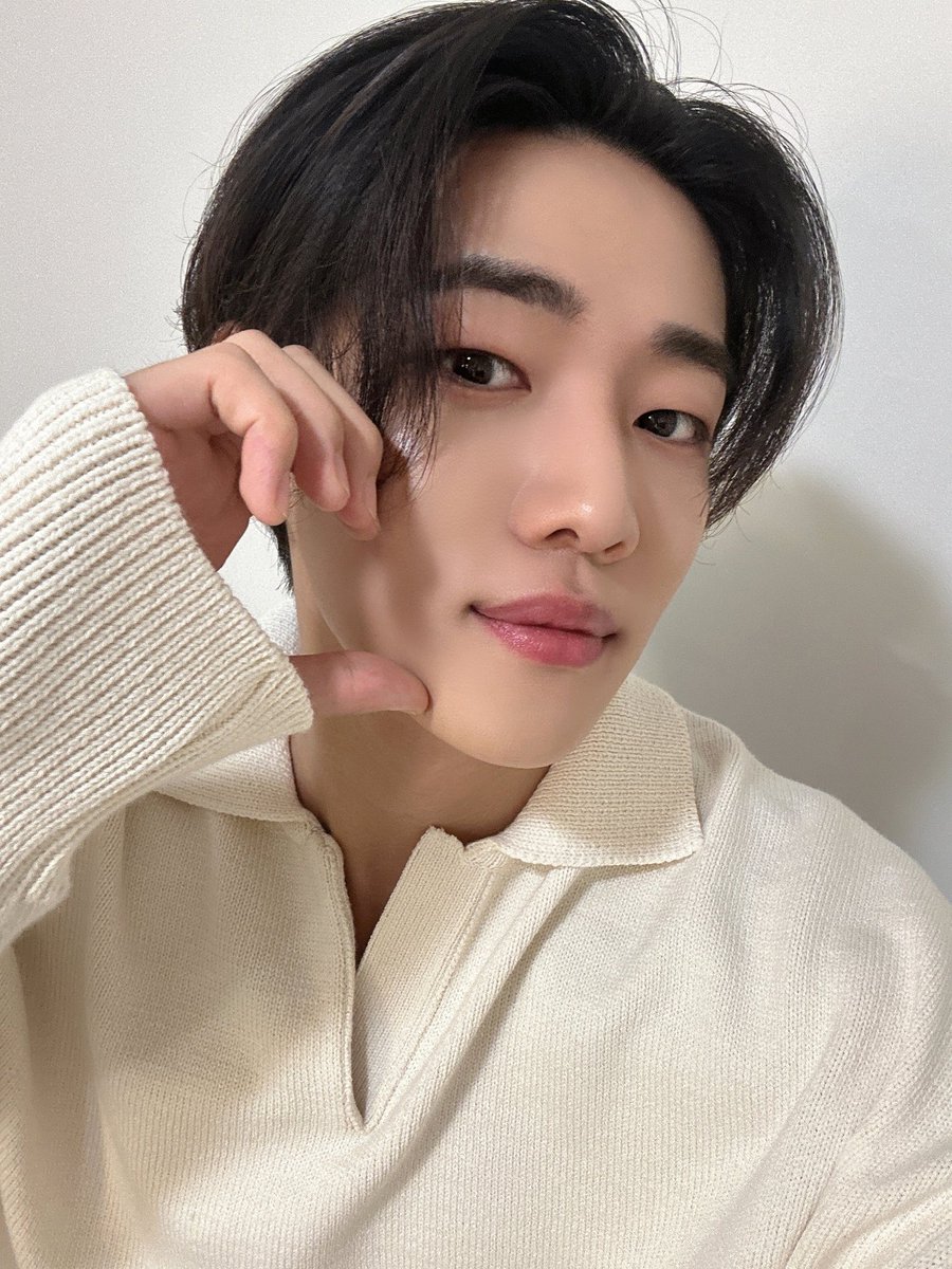 [📸] 240830 포토북 PIECE OF JC 밋앤콜 팬사인회 2회차

✍️🐱💖 

#재찬 #JAECHAN
#PIECE_OF_JC