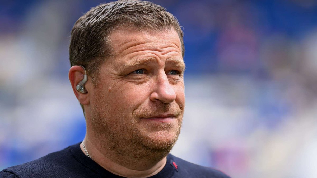 b_saebener's tweet photo. Max #Eberl wackelt intern heftig beim #FCBayern. Die Vorstandschaft hatte sich mehr finanzielle Gewinne erhofft und ist immer noch unzufrieden mit dem Gehaltsgefüge. Gut möglich,dass der Ausverkauf beim FCB nächsten Sommer weiter geht - und Eberl dann nicht mehr Sportvorstand ist https://t.co/rPZs8yf5cB