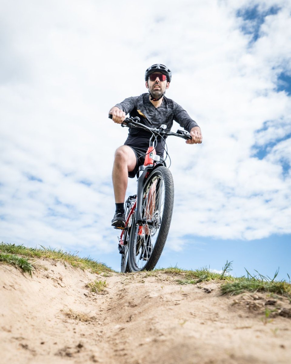 Our bikes deliver an adventure with every pedal! 🚴 ♂️🌞
Every journey can be a discovery, whether by the sea, in the mountains, or through the fields. 🌊⛰️🌾
Please share your best cycling adventures with us! Where has your bike taken you recently? 📸❤️