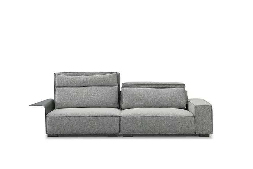 kmpfurniture's tweet image. The asymmetrical arms contribute to it’s sculptural and functional aesthetics!

#sofa #designer #interios #architecture #sofas #modernfurniture #livingroomfurniture #design #interiorarchitecture #contemporarysofas
#sofa #interiors #architecture #livingroomideas #realestate
