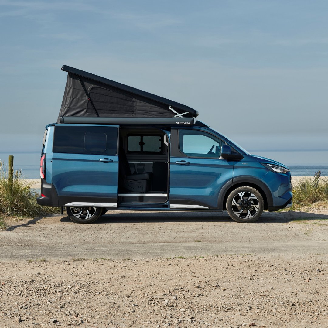 Erlebe das Beste aus zwei Welten mit dem #FordNugget Plug-in-Hybrid! 🔌
Bessere Vernetzung, neue Funktionen und ein Premium-Camper-Interieur sorgen für elektrisierende Urlaubserinnerungen.

 #Ford #VanLife #PHEV #CamperVan