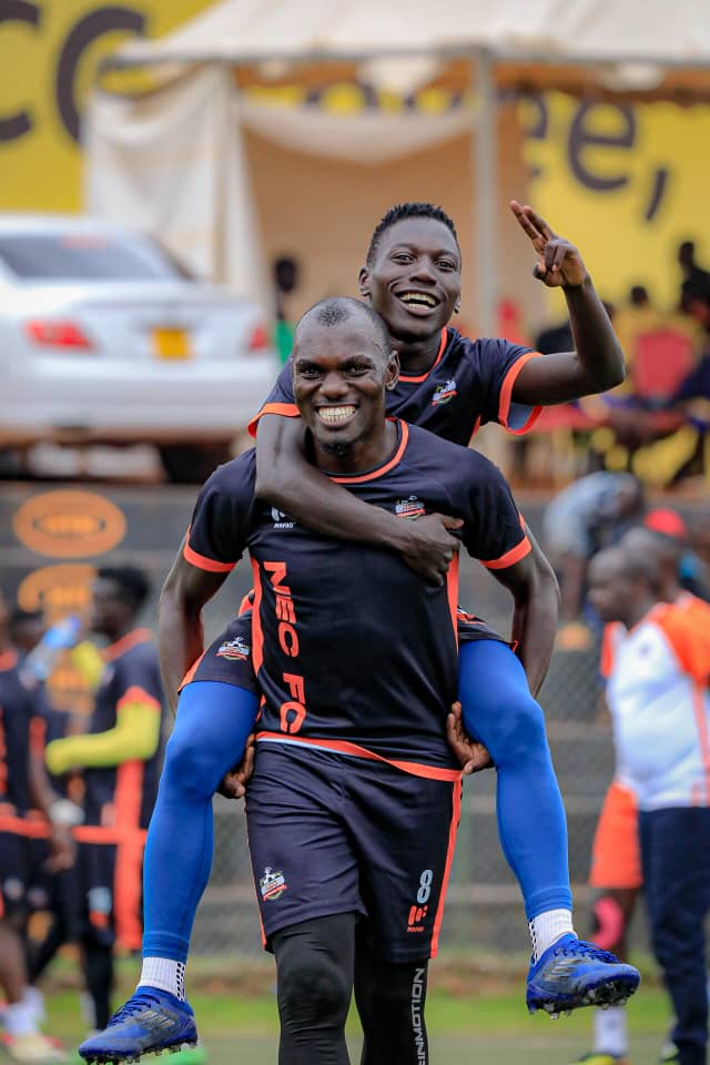 Back balling, the captain <a href="/KavumaMarvin/">MK8</a> #Diehard 

📸 <a href="/ToniKamau10/">Kamau The Shoe Painter</a>