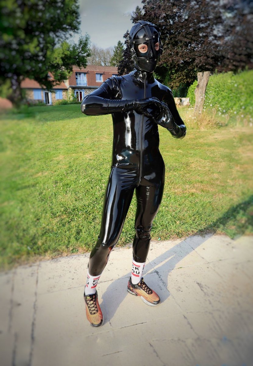 Sending love to y'all today 
🫶~✨💕